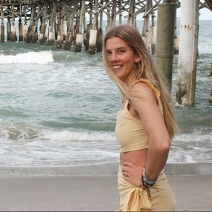 Meet your Posher, Haley